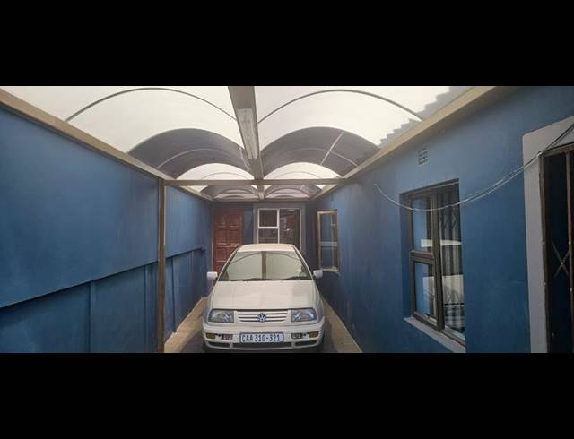 3 BEDROOM HOUSE FOR SALE IN KHAYA